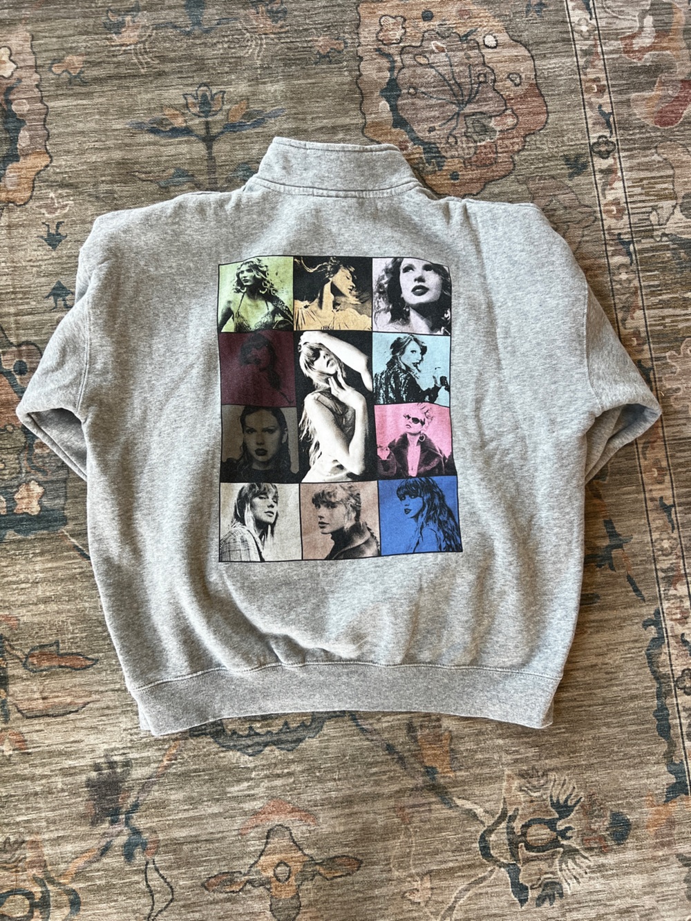 Official Taylor Swift Eras Tour Half Zip Pullover NWOT Sz M